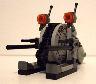 Illustration for article titled Using Hundreds of LEGO Star Wars Mini-Spaceships to Create Huge Battles